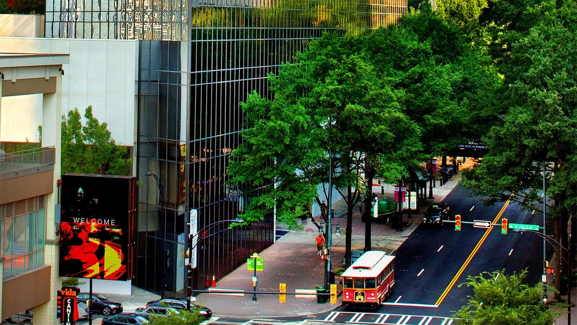 Omni Charlotte Hotel exterior