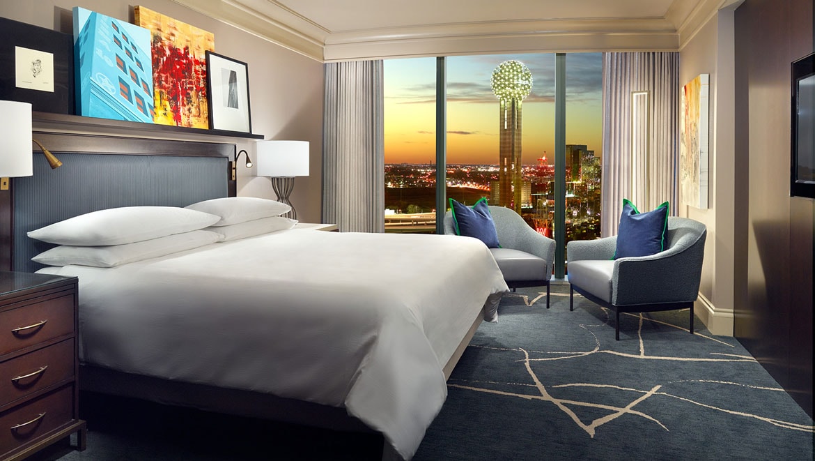 King room with view.
