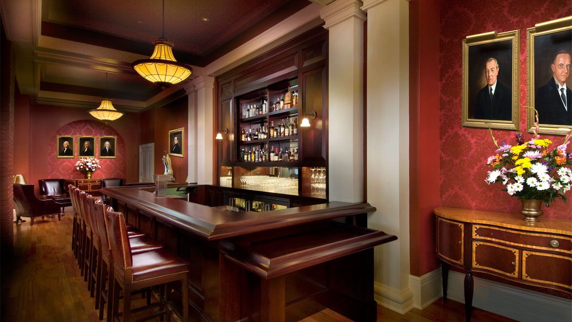 Lobby bar at the Homestead