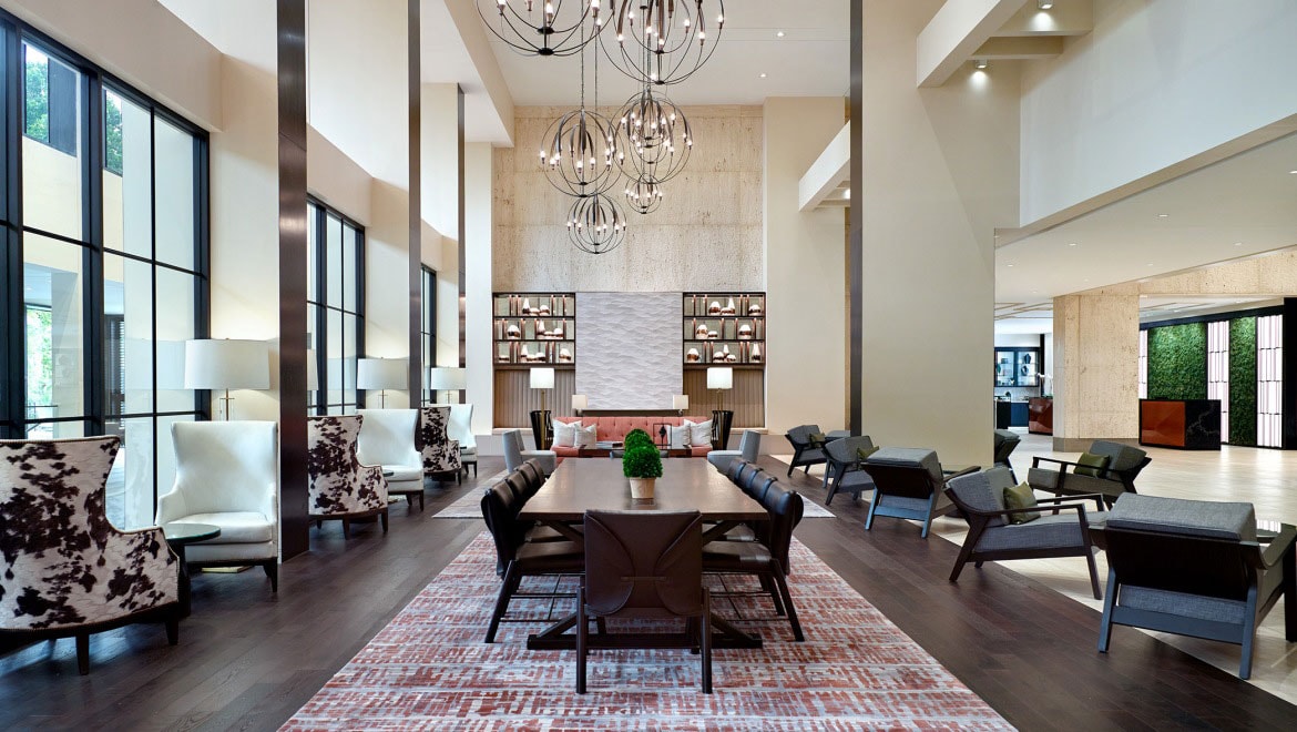 Omni Houston lobby library