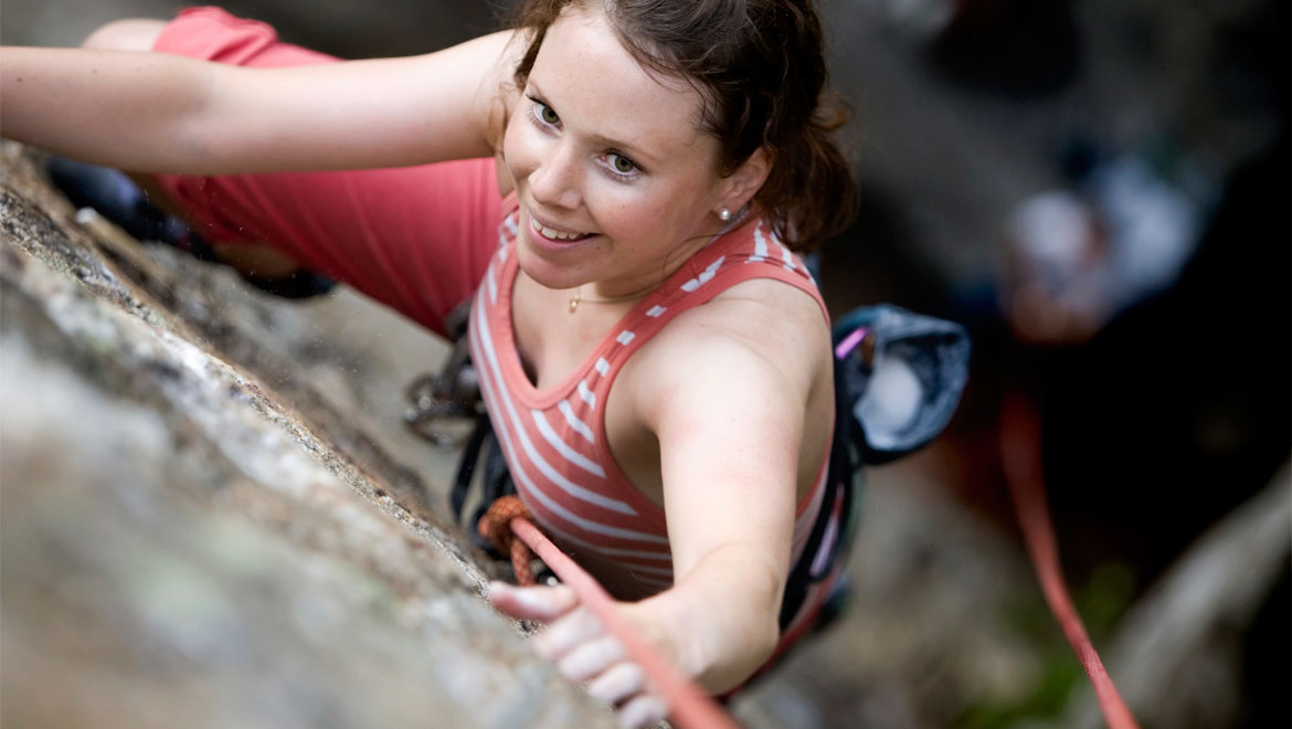 Rock wall climbing at Mount Washington 
