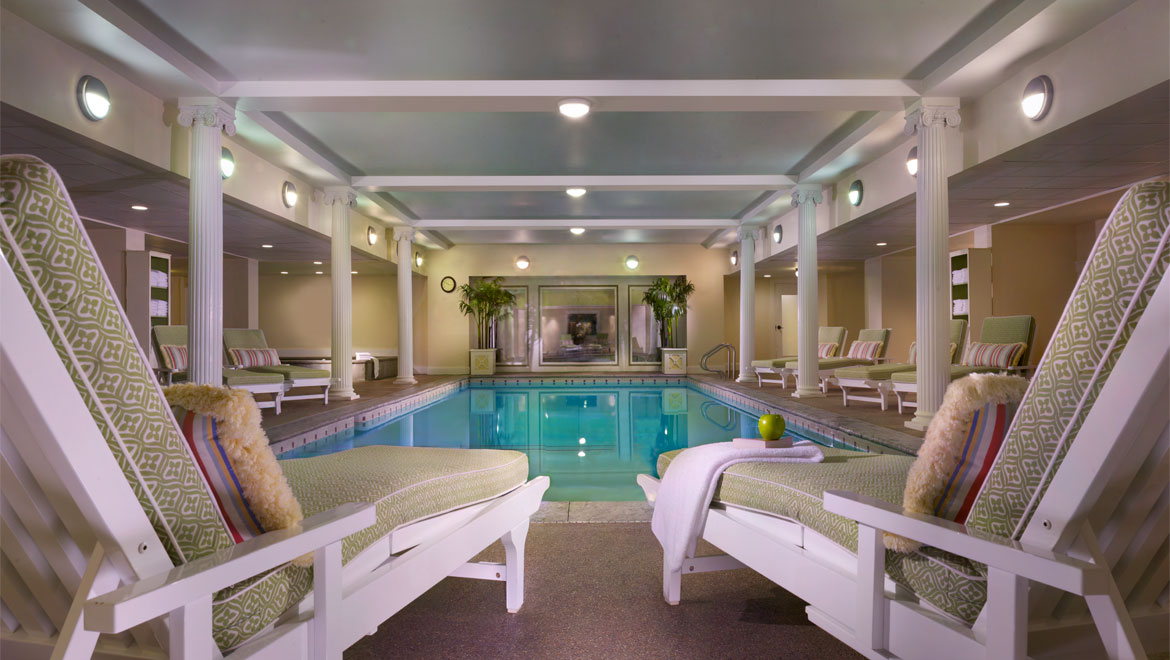 Indoor pool at Mount Washington 
