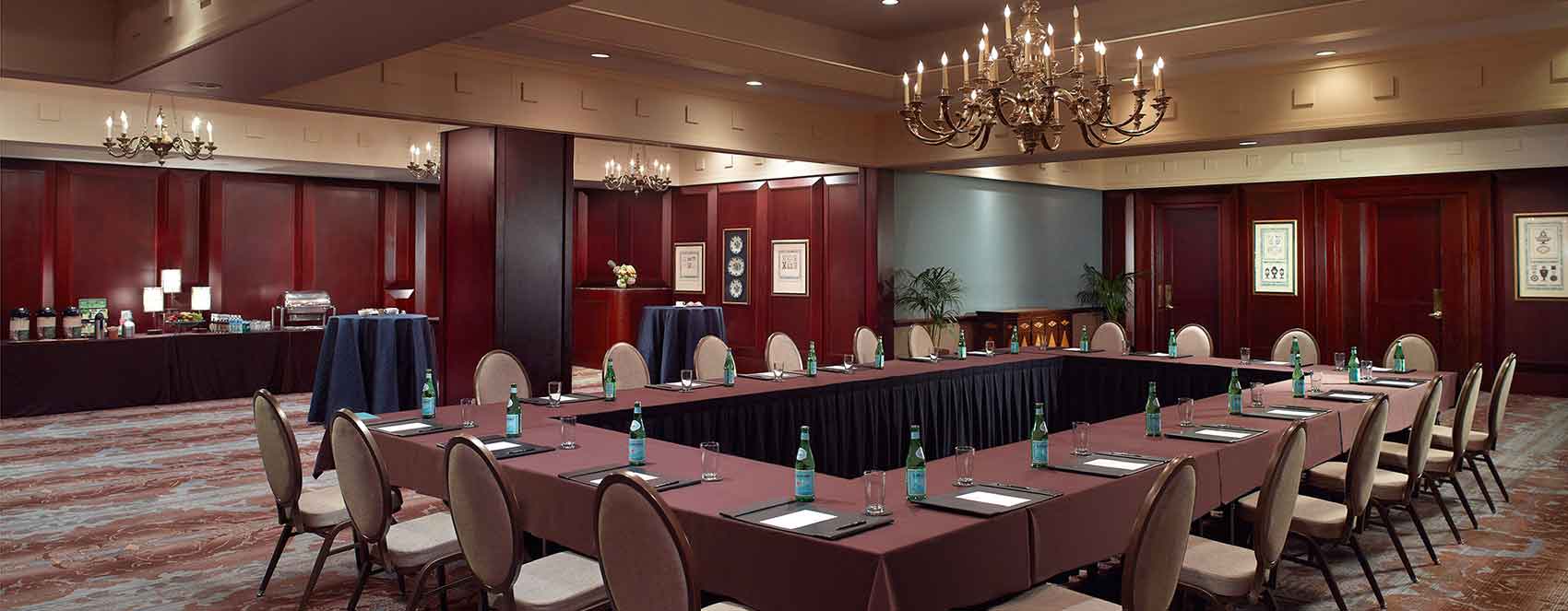 Magnolia Room Hollow Sqaure Setup